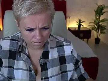 Stripchat Free Live Porn of CrystalVibe