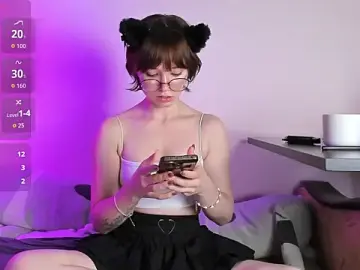 Stripchat Watch Live Sex Cams of Kuromi5