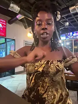 Stripchat Live Sex of thechocolatepeach