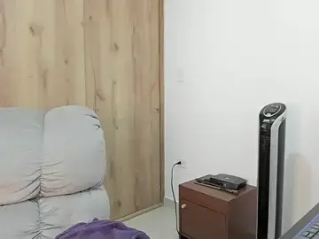 Stripchat Live Sex of xspecialoomx