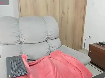 Stripchat Free Live Porn of xspecialoomx