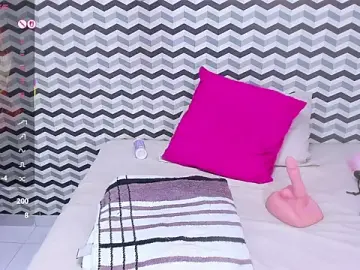 Stripchat Watch Live Sex Cams of CATIAJONES