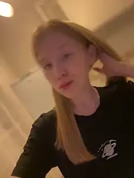 Stripchat Free Porn Cam of Eva_Weyne