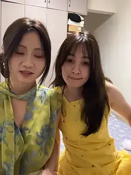 Stripchat Sex Cam of huihui_520