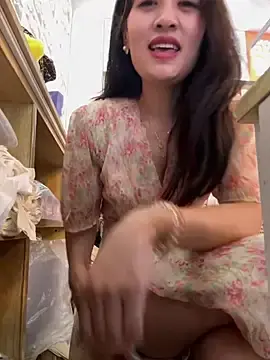 Stripchat Adult Webcam of huihui_520