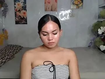Stripchat Adult Video Chat of ur_asiankat