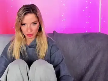 Stripchat Watch Live Sex Cams of AlinaLovelyX