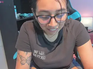 Stripchat Free Porn Cam of _maria_foxx_