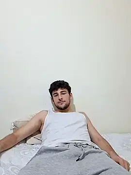 Stripchat Free Porn Cam of Yasinyasin7