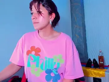 Stripchat Free Porn Cam of Raven_Rouge_