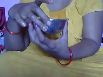 Stripchat Adult Webcam of Pooja-suman