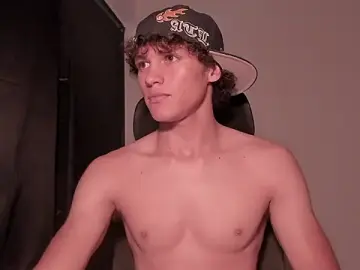 Stripchat Live Sex of laurent_nova