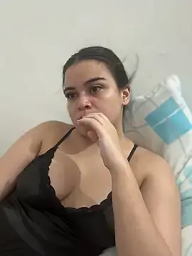 Stripchat Watch Live Sex Cams of CamilaSofiia