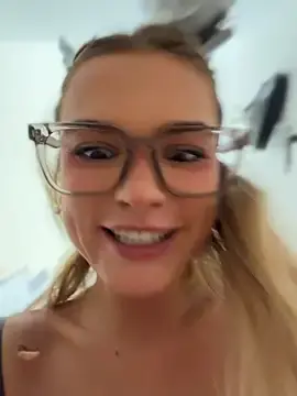 Stripchat Watch Live Sex Cams of Nicoleevien