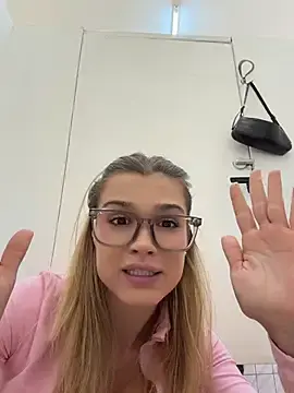 Stripchat Best Webcam of Nicoleevien