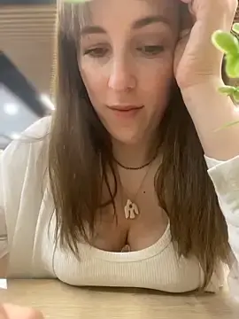 Stripchat Nude Webcam of MommmyYummy