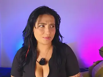 Stripchat Free Porn Cam of Pauilina