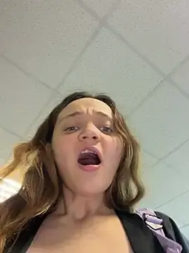 Stripchat Adult Webcams of TheYourL
