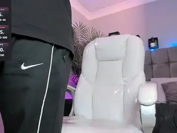 Stripchat Free Porn Cam of Thomas_moon