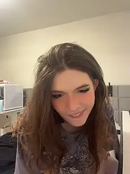 Stripchat Adult Webcam of cutypiefull