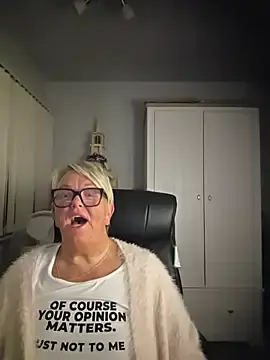 Stripchat Best Webcam of Bridget-valentine