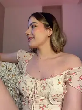 Stripchat Adult Webcams of NicoleCut