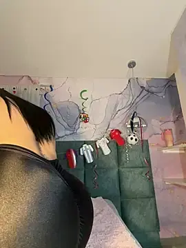 Stripchat Sex Cam of kiim_taaylor