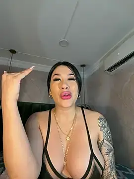 Stripchat Watch Live Sex Cams of kiim_taaylor