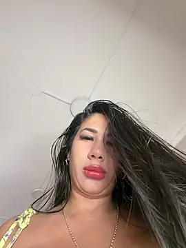 Stripchat Adult Webcam of kiim_taaylor