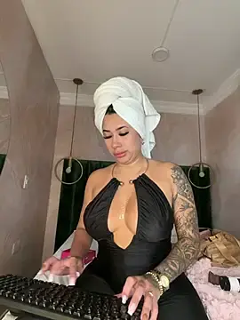 Stripchat Best live sex cam show of kiim_taaylor