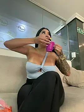 Stripchat Sex Chat of kiim_taaylor