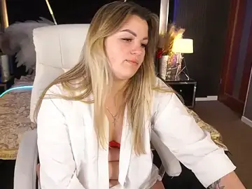 Stripchat Adult Webcam of AlissyaGrayy