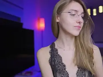 Stripchat Live Sex Cam of CassiaBlade1