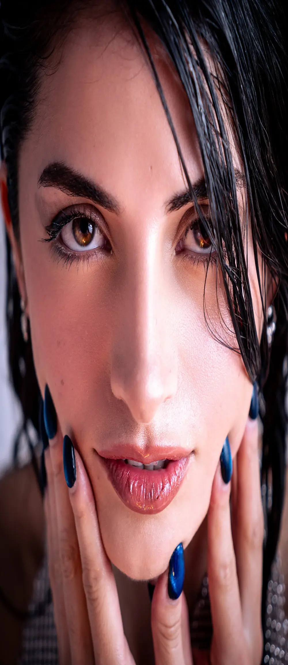 Megga_Bluee