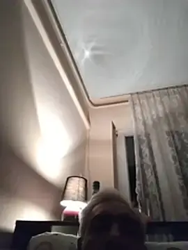 Stripchat Live Sex Cam of cum_spring