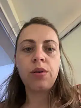 Stripchat Live Sex Cam of ladywithbigass