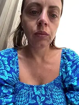 Stripchat Free Live Porn of ladywithbigass