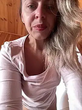 Stripchat Live Sex of ladywithbigass