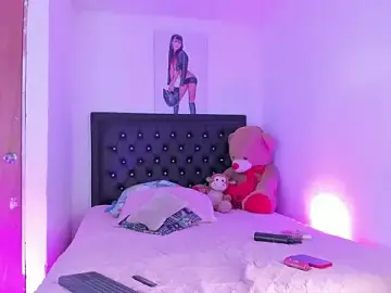 Stripchat Watch Live Sex Cams of sophie_Laurent