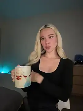 Stripchat Free Porn Cam of xDinnax