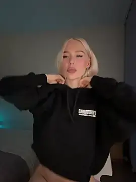 Stripchat Best live sex cam show of xDinnax