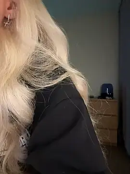 Stripchat Sex Cam of xDinnax