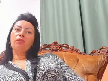Stripchat Free Porn Cam of annawow69