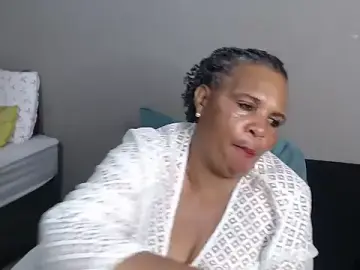 Stripchat Free Live Porn of GrandBustyMelon
