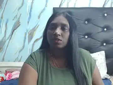 Stripchat Live Sex Cam of Indian_tracy