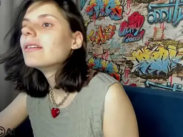 Stripchat Live Porn of Kira_Be11