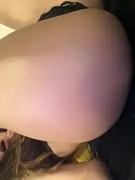Stripchat Watch Live Sex Cams of Labelleamira