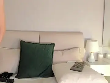 Stripchat Free Live Porn of ARI_FLAME