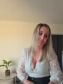 Stripchat Sex Cam of Malicia-hot