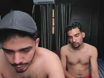 Stripchat Watch Live Sex Cams of MastersBroscock